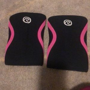 Rehband knee sleeves